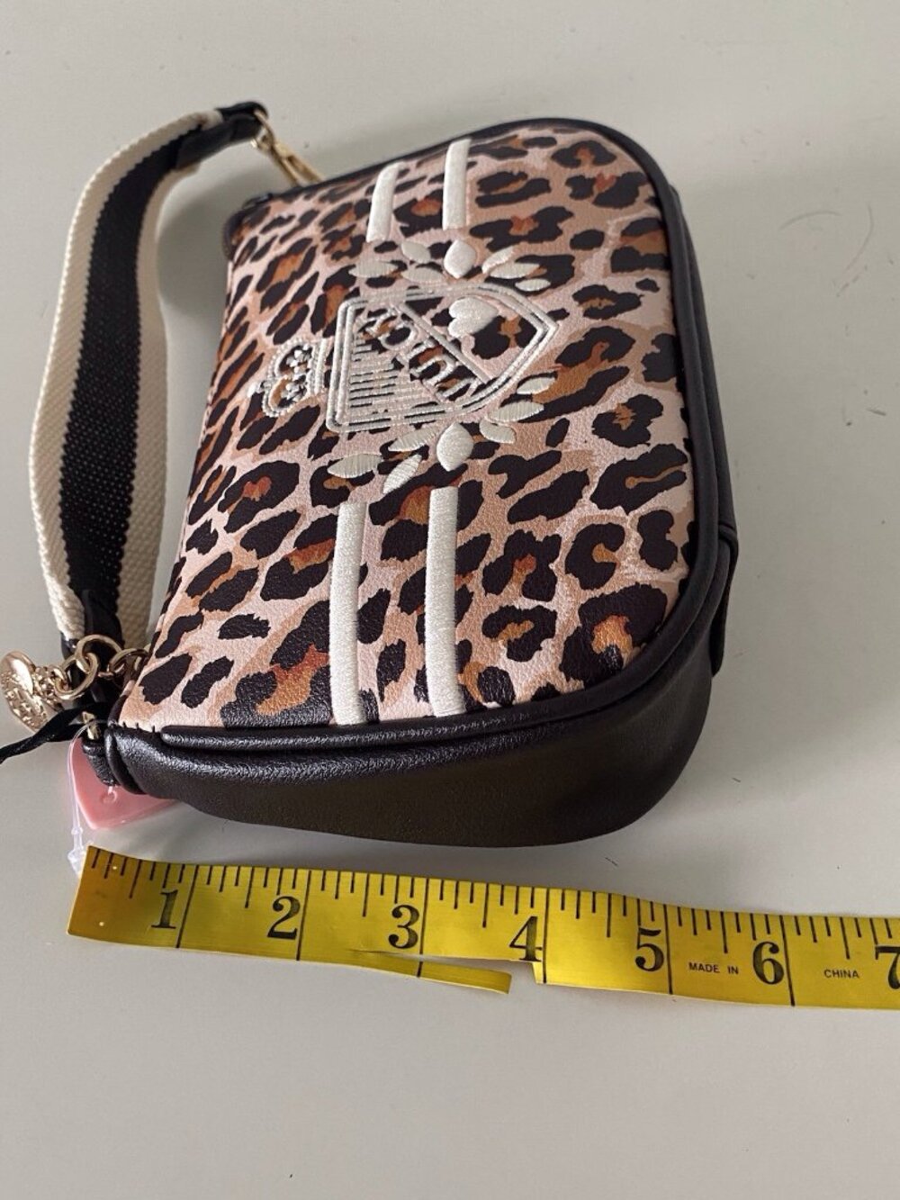 Juicy Couture Juicy Prep School Convertible Wristlet Leopard Cheetah Buff NEW - Picture 11 of 12